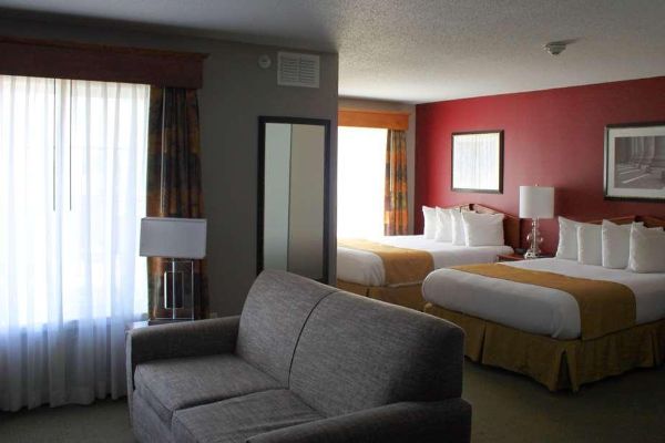 Hotel GrandStay Ames